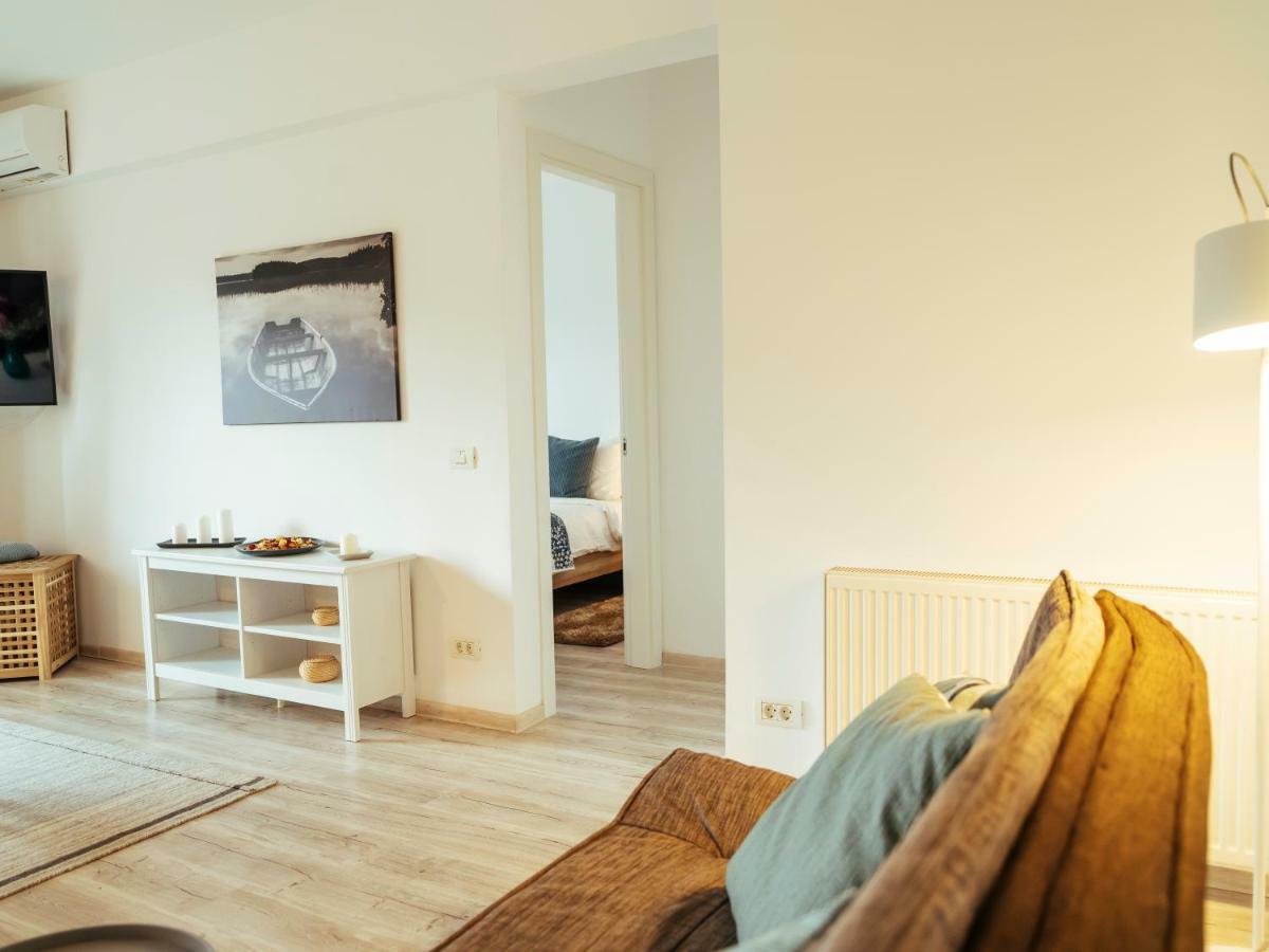 Bright And Spacious Central Apartment- Piata Amzei Bukarest Exteriör bild