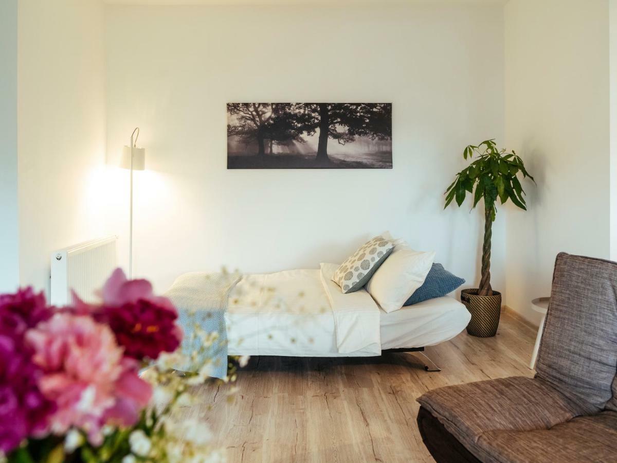 Bright And Spacious Central Apartment- Piata Amzei Bukarest Exteriör bild