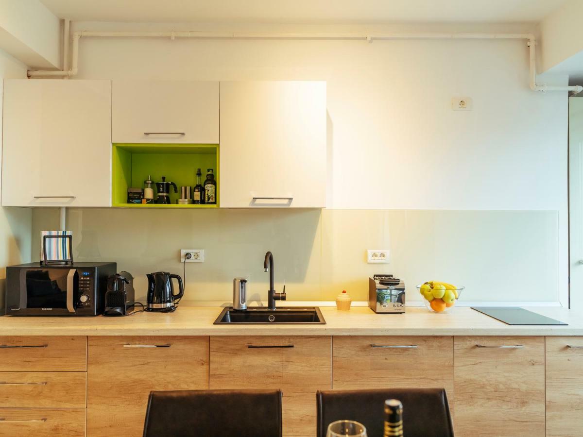 Bright And Spacious Central Apartment- Piata Amzei Bukarest Exteriör bild