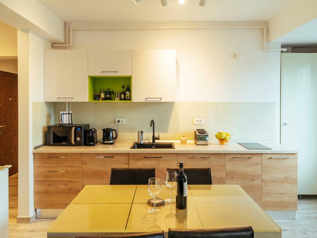 Bright And Spacious Central Apartment- Piata Amzei Bukarest Exteriör bild