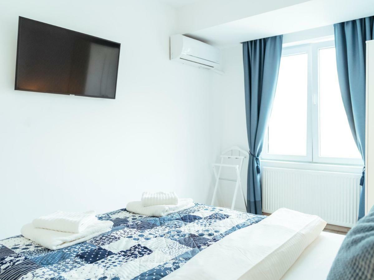Bright And Spacious Central Apartment- Piata Amzei Bukarest Exteriör bild