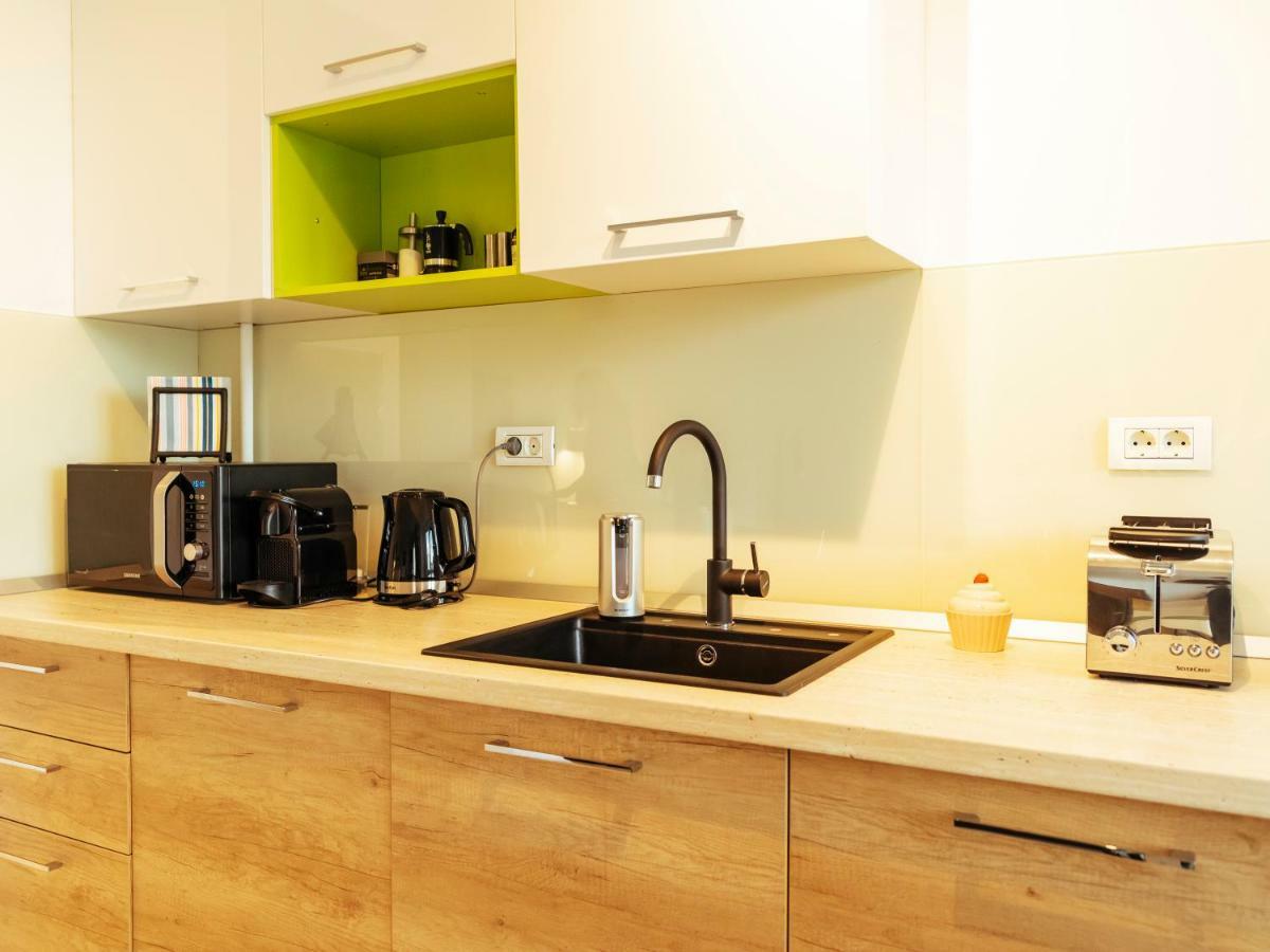 Bright And Spacious Central Apartment- Piata Amzei Bukarest Exteriör bild