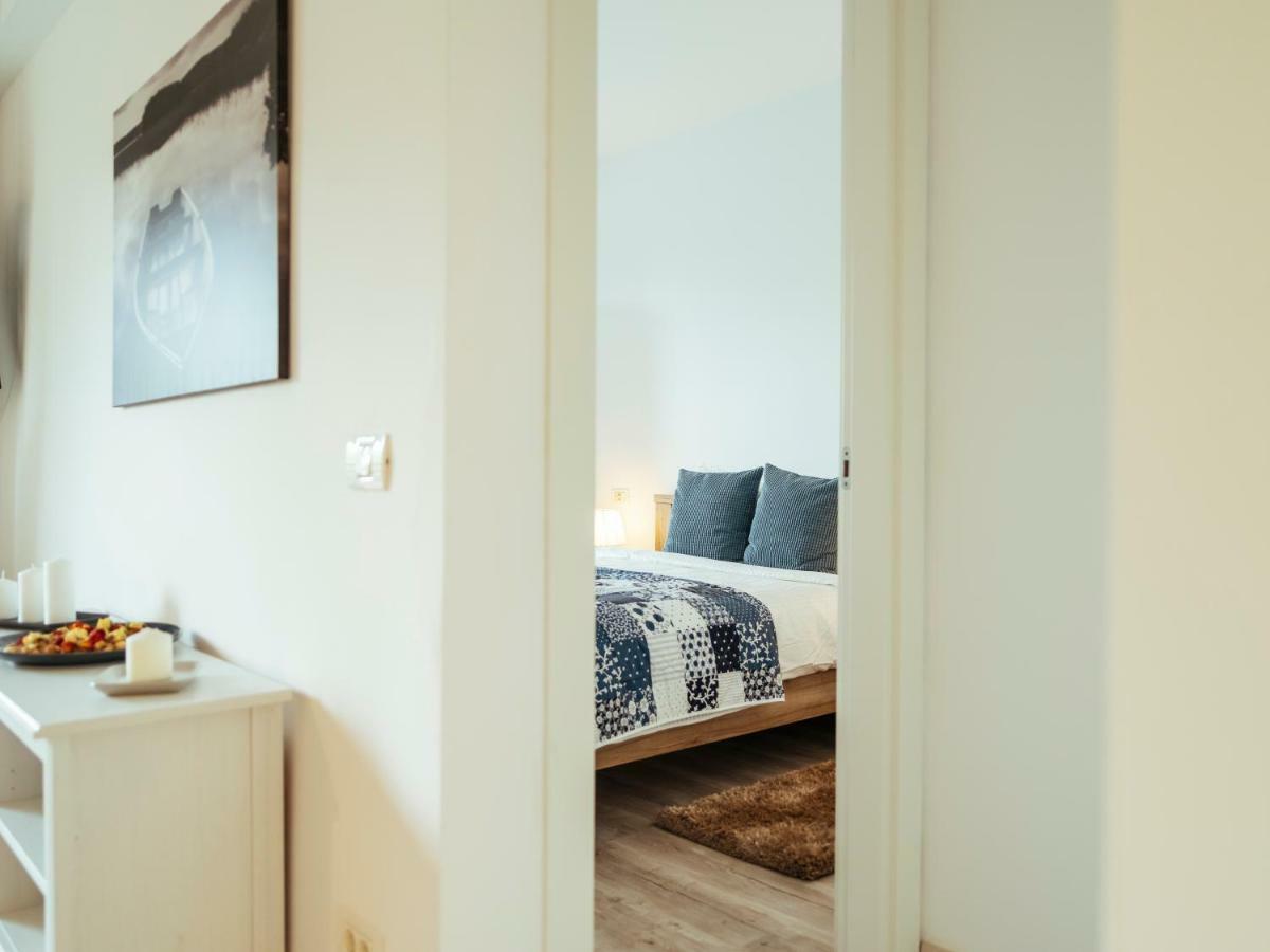 Bright And Spacious Central Apartment- Piata Amzei Bukarest Exteriör bild