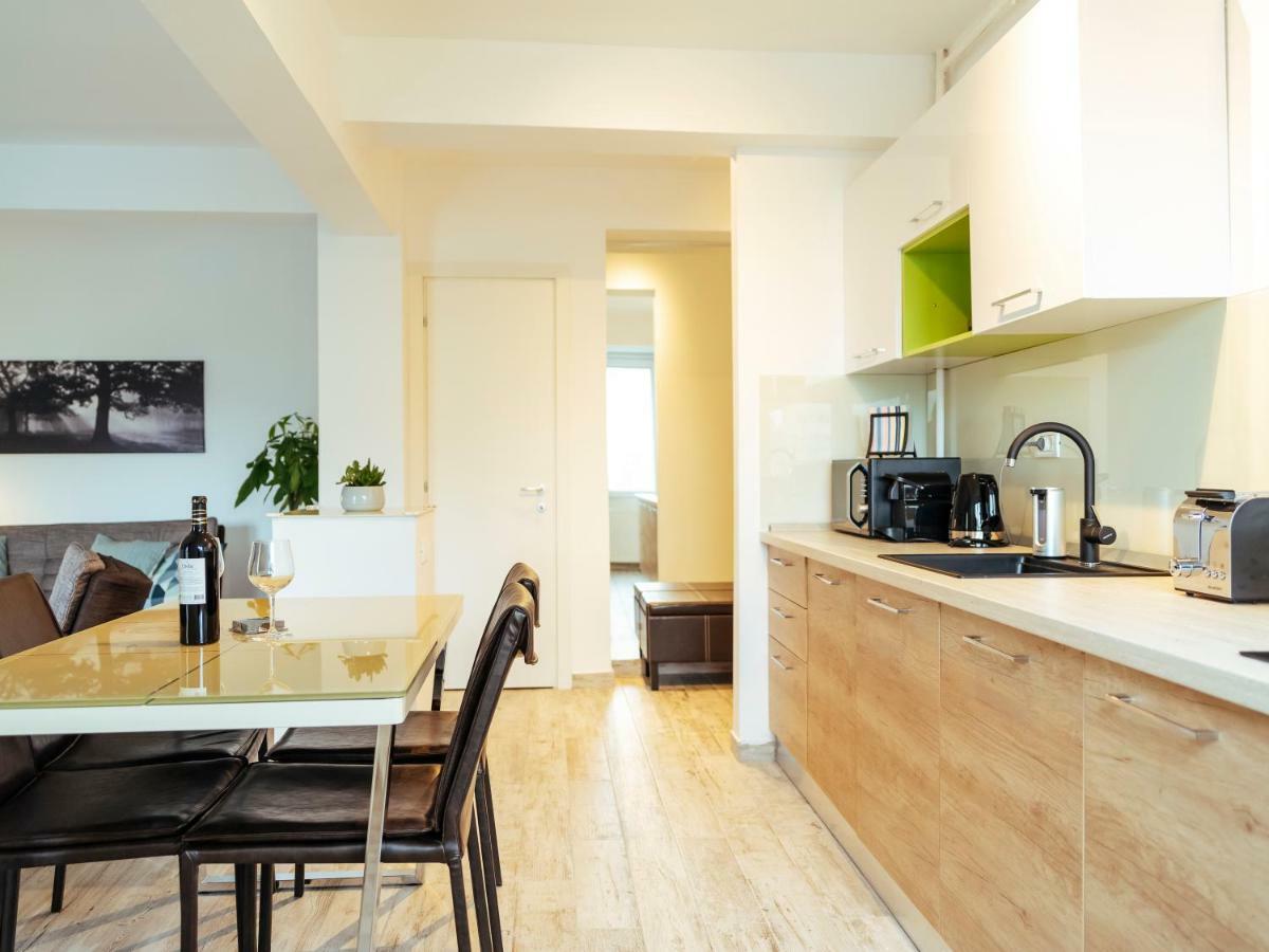 Bright And Spacious Central Apartment- Piata Amzei Bukarest Exteriör bild